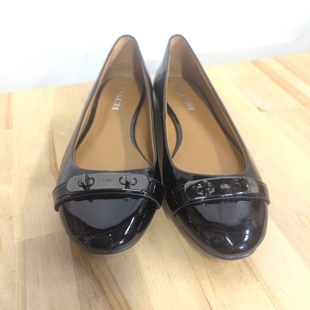 Coach Oswald Black Patent Leather Ballet Flats Round Toe 7 37.5 Comfort